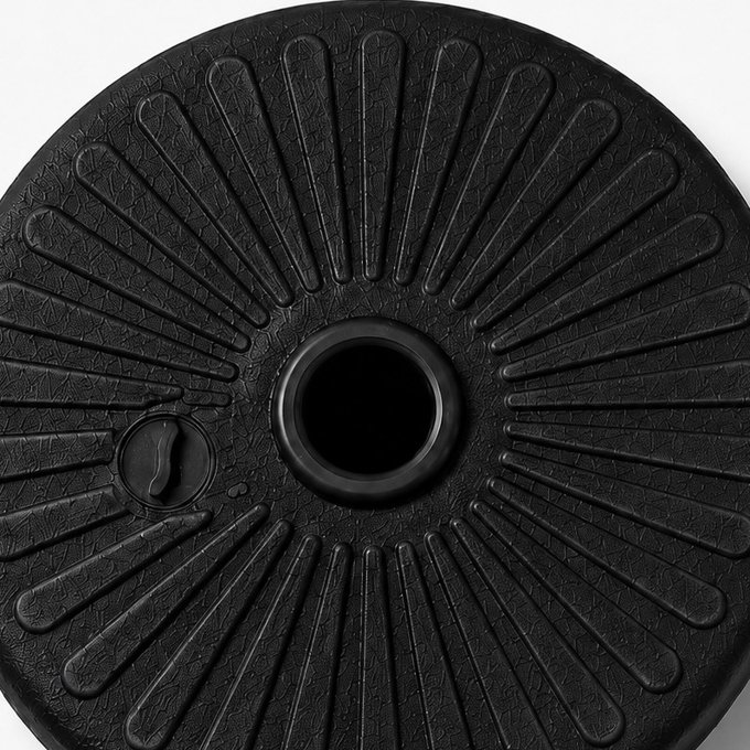 Round pole base
